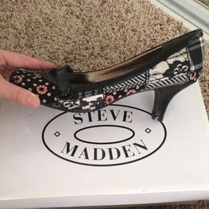 Steve Madden kitten heel
